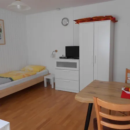 Hecking Apartment *